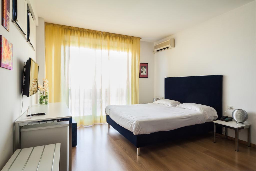 Park Hotel Residence Крема Екстер'єр фото